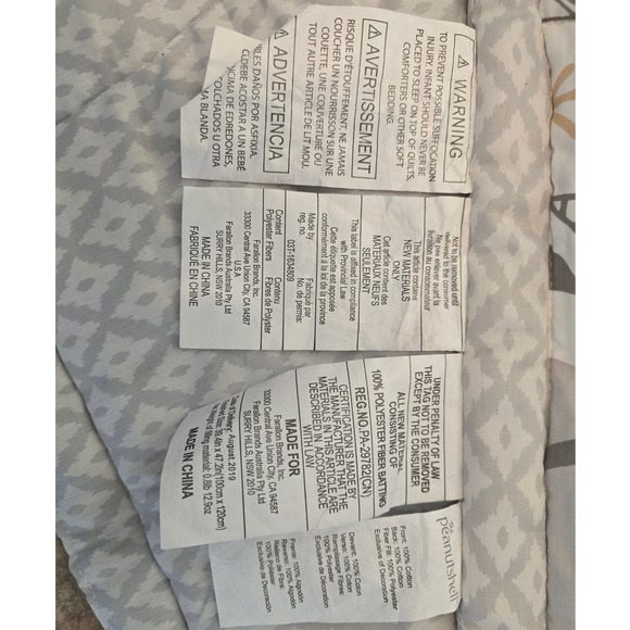 The PeanutShell Soft Elephant Mandala Embroidered Crib Blanket L 48" x W 40" - Picture 5 of 5